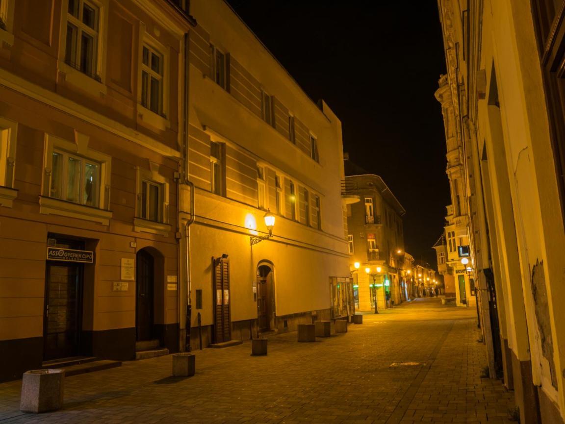 Malasits Art Home Gyor Bagian luar foto