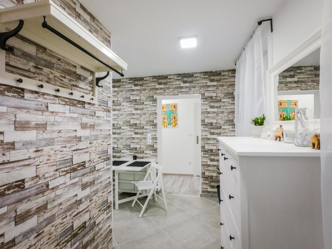Malasits Art Home Gyor Bagian luar foto